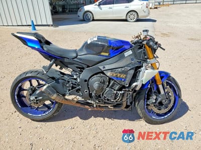 2017 YAMAHA YZFR1 JYARN39E2HA003444 - główne zdjęcie licytacji z USA - miniatura