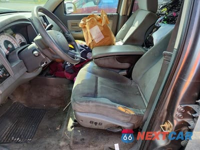 Zdjęcie 7 z 13 samochodu: 2005 DODGE DAKOTA QUAD SLT VIN:1D7HE48N25S165920 - miniatura
