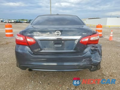 Zdjęcie 6 z 12 samochodu: 2017 NISSAN ALTIMA 2.5 SV VIN:1N4AL3AP1HC160560 - miniatura