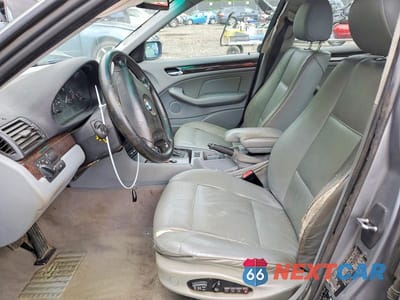 Zdjęcie 7 z 12 samochodu: 2004 BMW 325 XI VIN:WBAEU33434PR08768 - miniatura