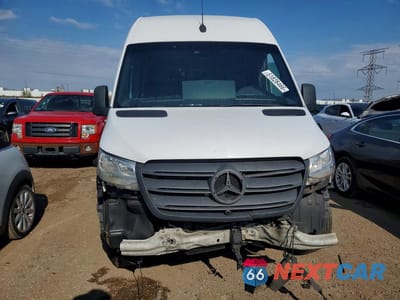 Piąte zdjęcie samochodu w środku: 2023 MERCEDES BENZ SPRINTER 2500 VIN:W1Y4NDHY8PT150267 - miniatura