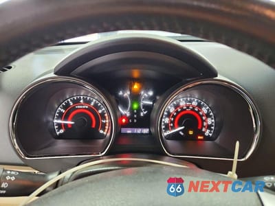 Zdjęcie 8 z 12 samochodu: 2013 TOYOTA HIGHLANDER LIMITED VIN:5TDDK3EH0DS224528 - miniatura