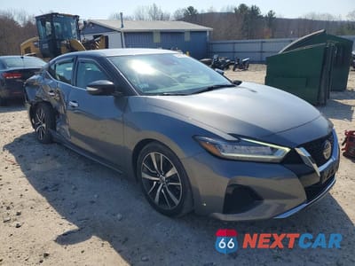 Czwarte zdjęcie samochodu z boku: 2021 NISSAN MAXIMA SV VIN:1N4AA6CV4MC504928 - miniatura