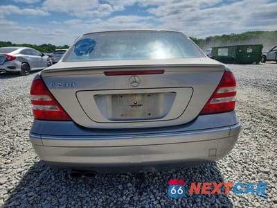 Zdjęcie 6 z 12 samochodu: 2007 MERCEDES-BENZ C 230 VIN:WDBRF52H77E023342 - miniatura