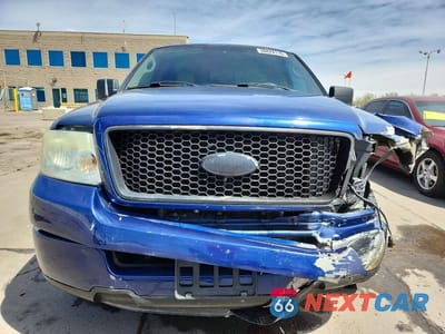 Piąte zdjęcie samochodu w środku: 2004 FORD F150 VIN:1FTPX12544NC68308 - miniatura