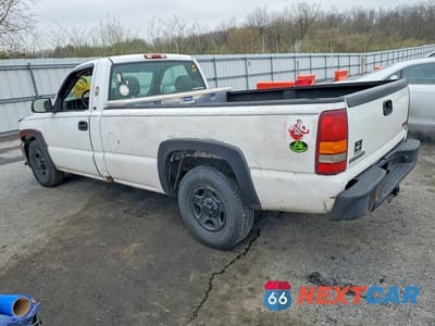 Drugie zdjęcie samochodu z przodu: 2001 GMC NEW SIERRA C1500 VIN:1GTEC14V01E900913 - miniatura