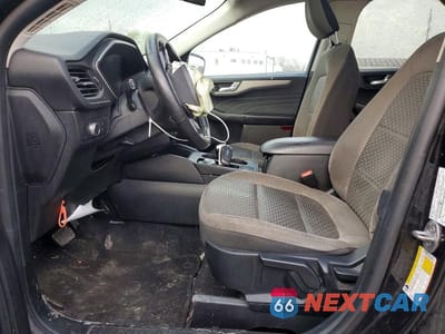 Zdjęcie 7 z 11 samochodu: 2021 FORD ESCAPE SE AWD 3C VIN:1FMCU9G60MUA22686 - miniatura