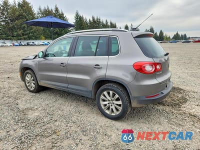 Drugie zdjęcie samochodu z przodu: 2009 VOLKSWAGEN TIGUAN S VIN:WVGAV75N89W004497 - miniatura
