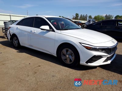 Czwarte zdjęcie samochodu z boku: 2025 HYUNDAI ELANTRA SE VIN:KMHLL4DG1SU936154 - miniatura