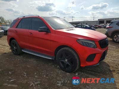 Czwarte zdjęcie samochodu z boku: 2016 MERCEDES-BENZ GLE 400 4MATIC VIN:4JGDA5GB0GA634654 - miniatura