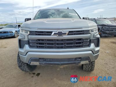 Piąte zdjęcie samochodu w środku: 2023 CHEVROLET SILVERADO K1500 RST VIN:2GCUDEED4P1121918 - miniatura