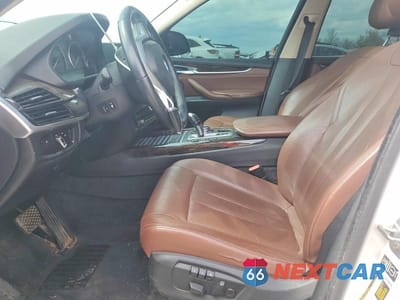 Zdjęcie 7 z 11 samochodu: 2014 BMW X5 VIN:5UXKR0C59E0H16796 - miniatura