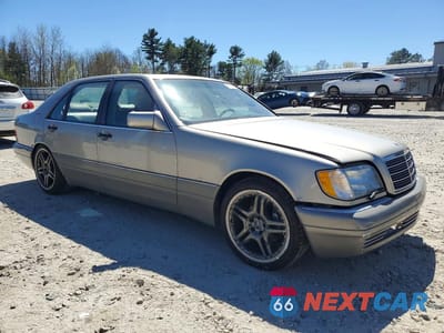Czwarte zdjęcie samochodu z boku: 1995 MERCEDES-BENZ S 500 VIN:WDBGA51E9SA268964 - miniatura