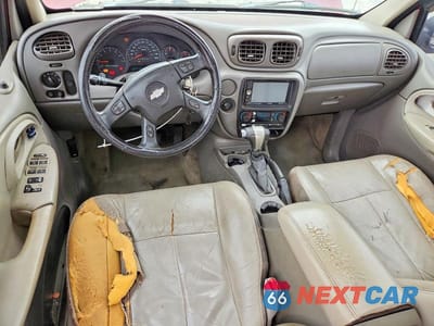 Zdjęcie 8 z 13 samochodu: 2008 CHEVROLET TRAILBLAZER LS VIN:1GNDS13S482255191 - miniatura
