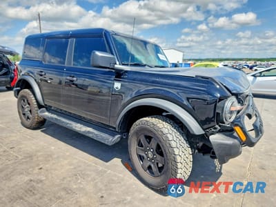 Czwarte zdjęcie samochodu z boku: 2025 FORD BRONCO BIG BEND VIN:1FMDE7BH8SLA93555 - miniatura