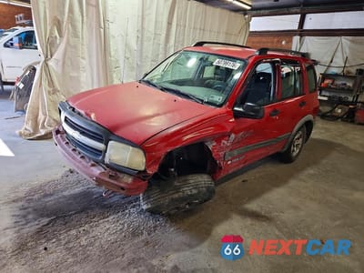 2003 CHEVROLET TRACKER 2CNBJ734636938525 - główne zdjęcie licytacji z USA - miniatura