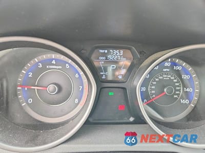 Zdjęcie 9 z 13 samochodu: 2013 HYUNDAI ELANTRA GLS VIN:KMHDH4AE0DU582770 - miniatura