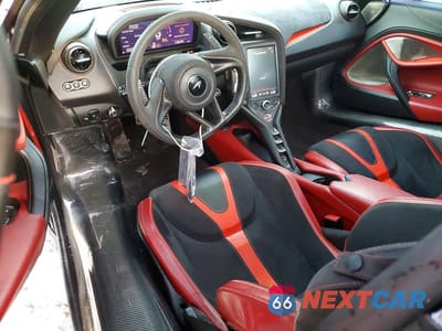 Zdjęcie 8 z 12 samochodu: 2019 MCLAREN 720S VIN:SBM14DCAXKW002673 - miniatura