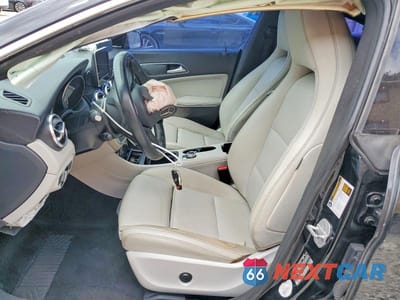 Zdjęcie 7 z 12 samochodu: 2016 MERCEDES-BENZ CLA 250 VIN:WDDSJ4EB3GN290017 - miniatura