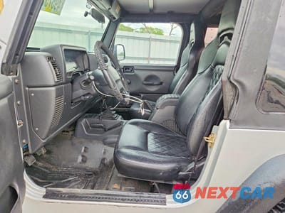 Zdjęcie 7 z 12 samochodu: 2004 JEEP WRANGLER / TJ SE VIN:1J4FA29194P724713 - miniatura