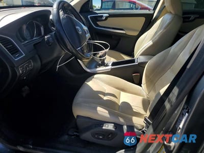 Zdjęcie 7 z 12 samochodu: 2016 VOLVO XC60 T5 PLATINUM VIN:YV4612RMXG2839433 - miniatura