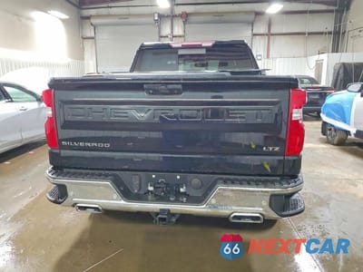Zdjęcie 6 z 12 samochodu: 2019 CHEVROLET SILVERADO K1500 LTZ VIN:3GCUYGEDXKG138349 - miniatura
