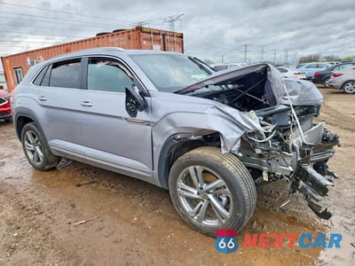 Czwarte zdjęcie samochodu z boku: 2024 VOLKSWAGEN ATLAS CROSS SPORT SEL R-LINE VIN:1V2AE2CAXRC207740 - miniatura