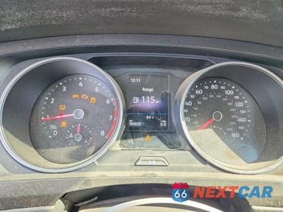 Zdjęcie 9 z 13 samochodu: 2018 VOLKSWAGEN TIGUAN S VIN:3VV0B7AX8JM018454 - miniatura