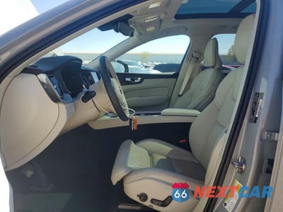 Zdjęcie 7 z 13 samochodu: 2025 VOLVO XC60 ULTRA VIN:YV4M12RM0S1033266 - miniatura