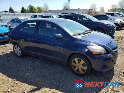 Czwarte zdjęcie samochodu z boku: 2008 TOYOTA YARIS BASE VIN:JTDBT923881209679 - miniatura