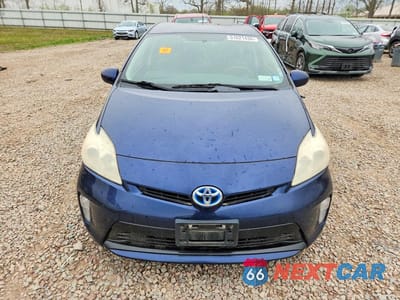 Piąte zdjęcie samochodu w środku: 2014 TOYOTA PRIUS TWO VIN:JTDKN3DU0E1742232 - miniatura