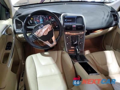 Zdjęcie 8 z 14 samochodu: 2014 VOLVO XC60 T6 VIN:YV4902DZ3E2534257 - miniatura