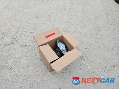 Zdjęcie 9 z 10 samochodu: 2015 BMW S 1000 RR VIN:WB10D2105FZ352412 - miniatura