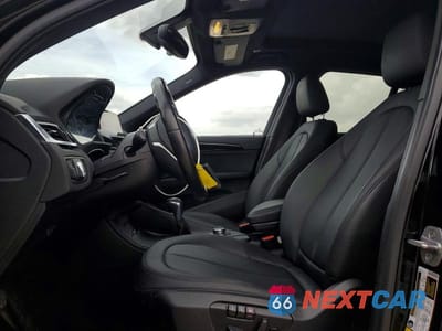 Zdjęcie 7 z 13 samochodu: 2018 BMW X1 XDRIVE28I VIN:WBXHT3C39J5K25641 - miniatura