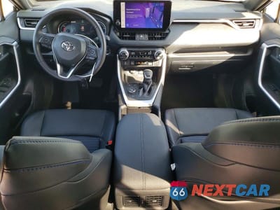 Zdjęcie 8 z 13 samochodu: 2025 TOYOTA RAV4 HYBRID XSE VIN:2T3E6RFV3SW088228 - miniatura