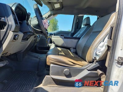Zdjęcie 7 z 12 samochodu: 2019 FORD F250 SUPER DUTY VIN:1FT7X2AT1KEC83545 - miniatura