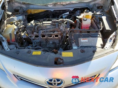 Zdjęcie 11 z 11 samochodu: 2012 TOYOTA PRIUS V TWO VIN:JTDZN3EUXC3153980 - miniatura