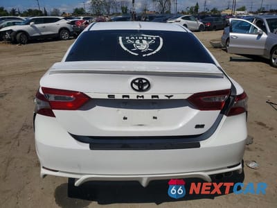 Zdjęcie 6 z 12 samochodu: 2019 TOYOTA CAMRY SE VIN:4T1B11HK1KU823979 - miniatura