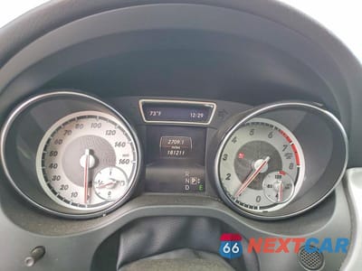 Zdjęcie 9 z 13 samochodu: 2014 MERCEDES-BENZ CLA 250 VIN:WDDSJ4EB7EN127044 - miniatura
