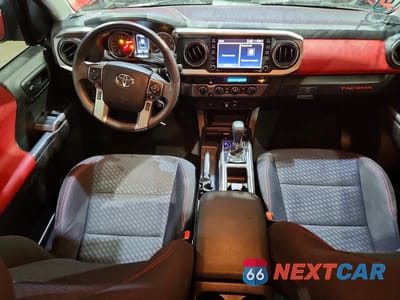 Zdjęcie 8 z 12 samochodu: 2022 TOYOTA TACOMA SR5 V6 VIN:3TYCZ5AN6NT067334 - miniatura