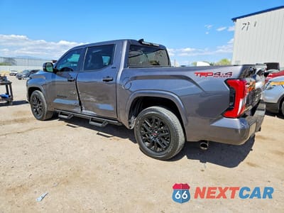 Drugie zdjęcie samochodu z przodu: 2022 TOYOTA TUNDRA SR5 VIN:5TFLA5DBXNX026686 - miniatura