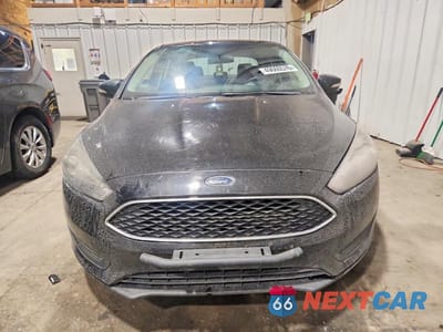 Piąte zdjęcie samochodu w środku: 2017 FORD FOCUS SE VIN:1FADP3F29HL255561 - miniatura