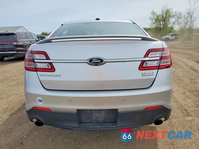 Zdjęcie 6 z 12 samochodu: 2015 FORD TAURUS SHO VIN:1FAHP2KT9FG164838 - miniatura