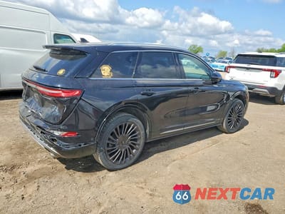 Trzecie zdjęcie samochodu z tyłu: 2020 LINCOLN CORSAIR RESERVE VIN:5LMCJ2D91LUL22778 - miniatura