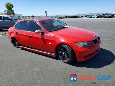 Czwarte zdjęcie samochodu z boku: 2006 BMW 325 I VIN:WBAVB13526KR63862 - miniatura
