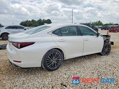 Trzecie zdjęcie samochodu z tyłu: 2024 LEXUS ES 350 BASE VIN:58ADZ1B17RU179344 - miniatura