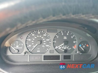 Zdjęcie 9 z 12 samochodu: 2003 BMW 325 I VIN:WBAET37483NJ33018 - miniatura