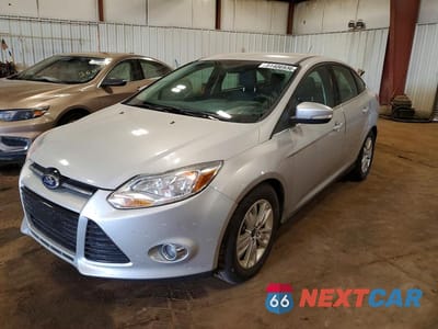 2012 FORD FOCUS SEL 1FAHP3H26CL363529 - główne zdjęcie licytacji z USA - miniatura