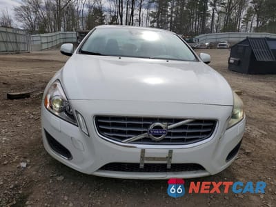 Piąte zdjęcie samochodu w środku: 2011 VOLVO S60 T6 VIN:YV1902FH2B2010157 - miniatura