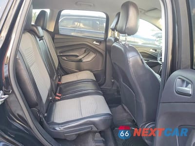 Zdjęcie 10 z 12 samochodu: 2019 FORD ESCAPE SE VIN:1FMCU0GD6KUC02486 - miniatura